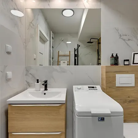 Chlebova Riverside & Gym By Downtown Apartment *